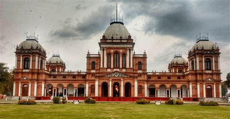  “Traditional Architecture of Pakistan”  A Journey Through Timeless Structures and Forgotten Craftsmanship!